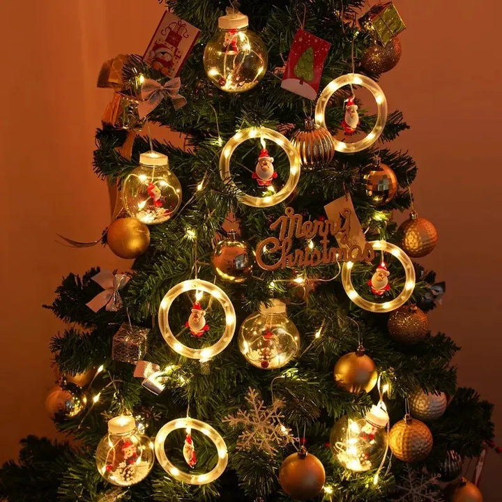 Instalación Cortina Bolas Y Aros Navideños Figuras Navideñas Cálidas