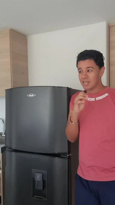 Nevera Haceb No Frost 311 Litros Manija Integrada - Titanio