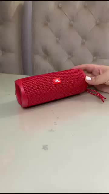 Parlante JBL Flip 5 portátil con bluetooth waterproof black matte