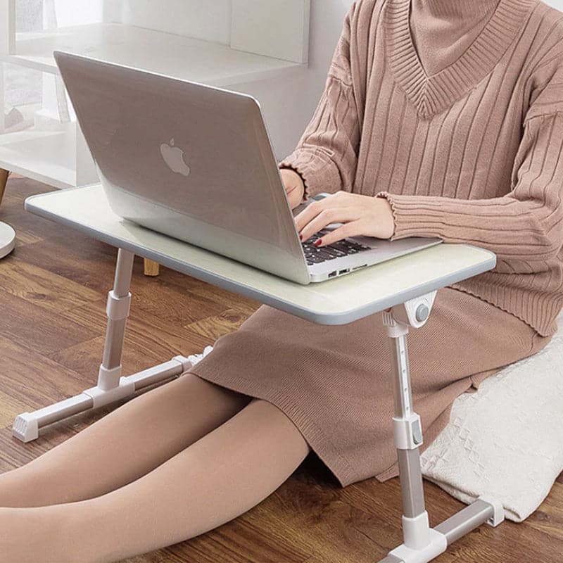 Mesa Portátil Con Ventilador Y Patas Ajustables De Altura A9