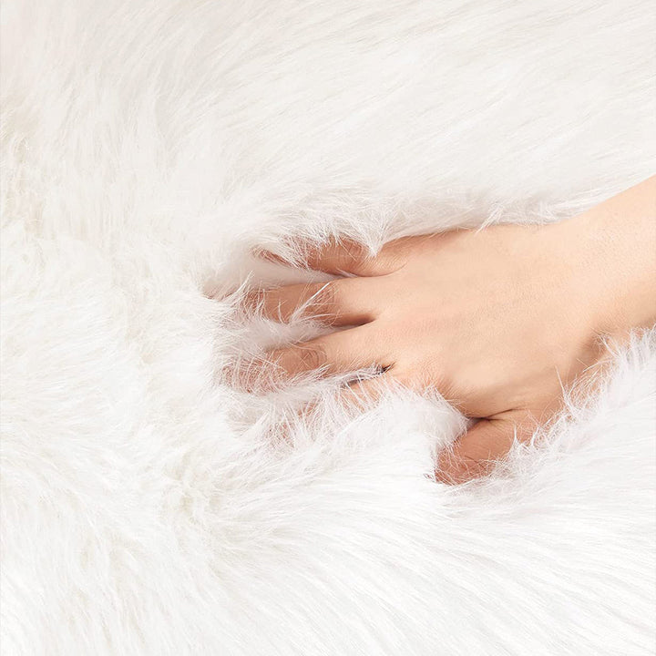 1 pieza de funda de asiento de piel sintética redonda, alfombra de piel peluda para sillas, adorno de silla suave y cómodo, decoración del hogar para sala de estar y dormitorio