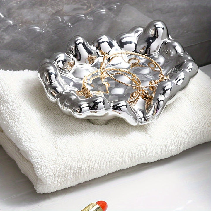 1pc Elegante Jabonera con Acabado Dorado en Forma de Nube - Lujosa, Sin Taladro, Plástico ABS Electroplateado, Diseño Oval Minimalista para Baños Elegantes