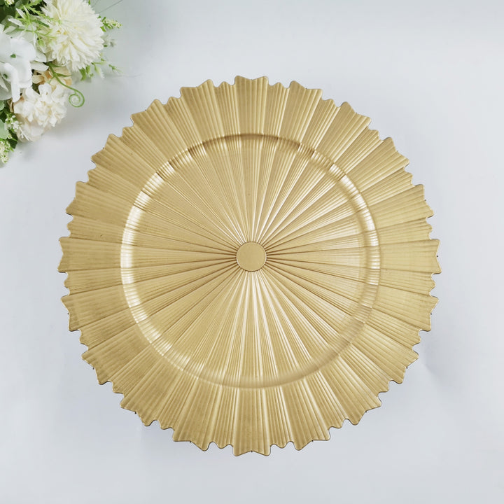 50 piezas, 13 pulgadas, platos de plástico, sol de otoño, dorados, ligeros y duraderos, reutilizables, perfectos para decoraciones de bodas, fiestas, Navidad, Halloween, suministros de vacaciones, platos decorativos de alta calidad y exquisitos.