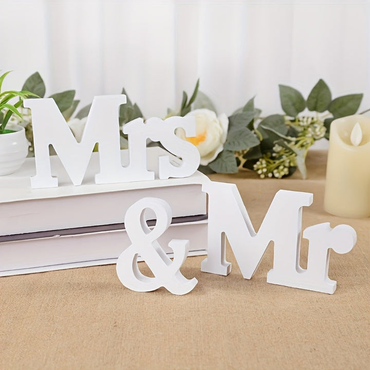 [Letreros de Madera Versátiles Mr & Mrs] Conjunto de 3 pzas de Letreros de Madera Versátiles Mr & Mrs - Madera Manufacturada, No Necesita Electricidad - Decoración de Boda, Despedida de Soltera, Día de San Valentín y Props para Fotos