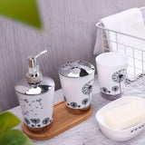 Juego de Baño Diente de León de 4 Piezas en Blanco y Negro - Incluye Dispensador de Jabón, 2 Tazas y Bandeja de Almacenamiento - Ideal para Regalar y Mejorar la Decoración del Hogar