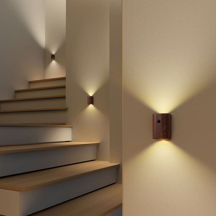 1 pieza de luz nocturna de escalera moderna de madera, accionada por batería recargable, con sensor de movimiento y LED, ideal para pasillos, techos, sótanos, armarios y cajones - Diseño temático espacial con iluminación ajustable, batería recargable, no
